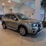 Subaru Forester 2.0i L Comfort EyeSight Lineartronic 2021 w kolorze zielonym, widok z boku.