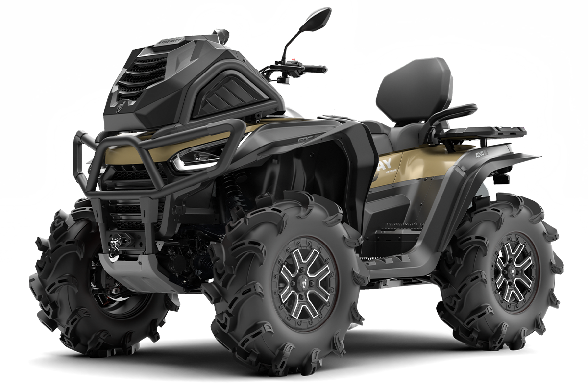 Segway AT 10 WL MUD: Quad ATV w kolorze khaki z agresywnymi oponami terenowymi.